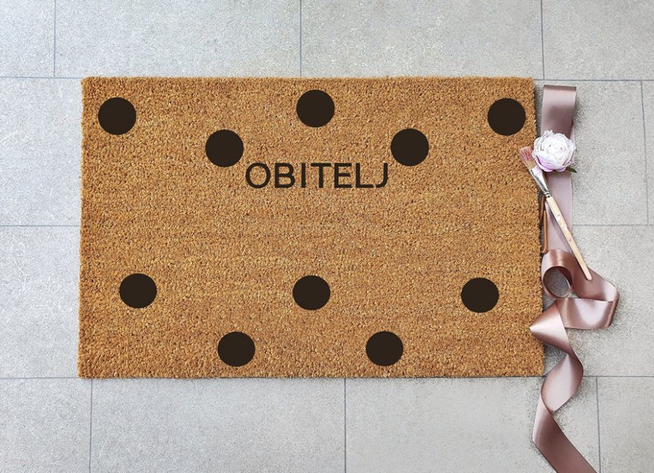 Obitelj točkice centar