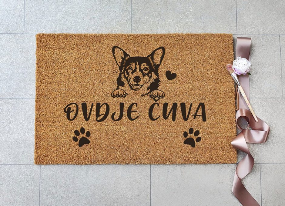 Otirač – Ovdje čuva corgi